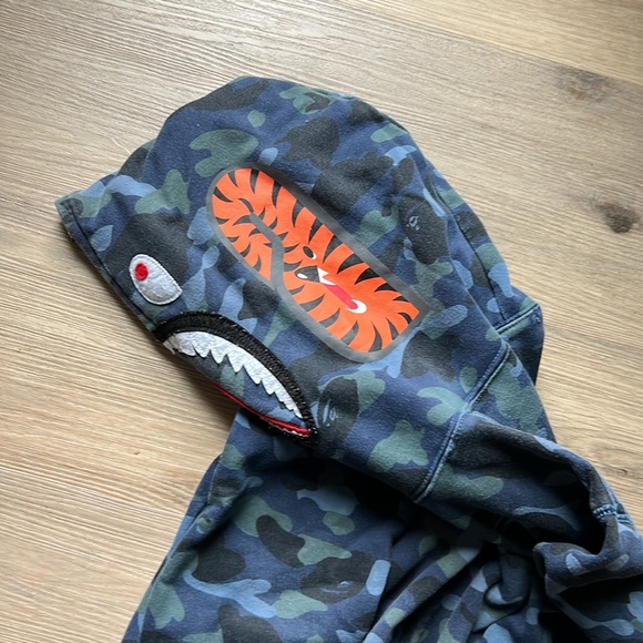 Bathing Ape (fake) hoodie - Picture 7 of 7